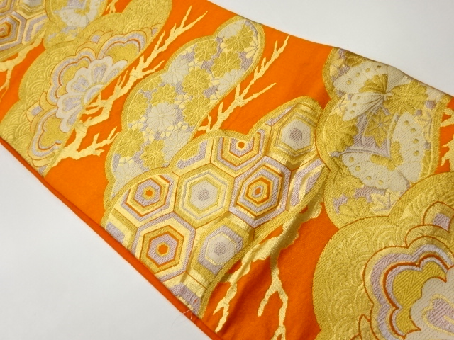 松に亀甲・花・蝶模様織出し袋帯